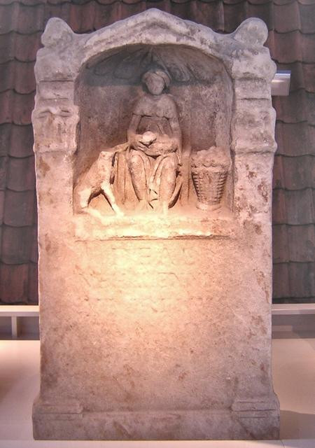 Colijnsplaat, Votive stela to Nehalennia