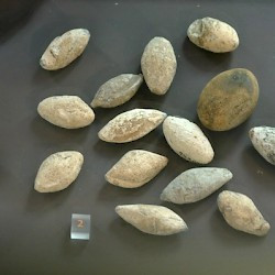 Xanten-Fürstenberg, Slingstones