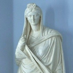 Viminacium, Statue of a woman