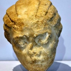 Viminacium, Woman's head