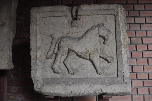 Sirmium, Relief of a lion