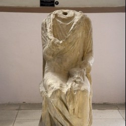 Seleucia in Pieria, Statue of a seated orator