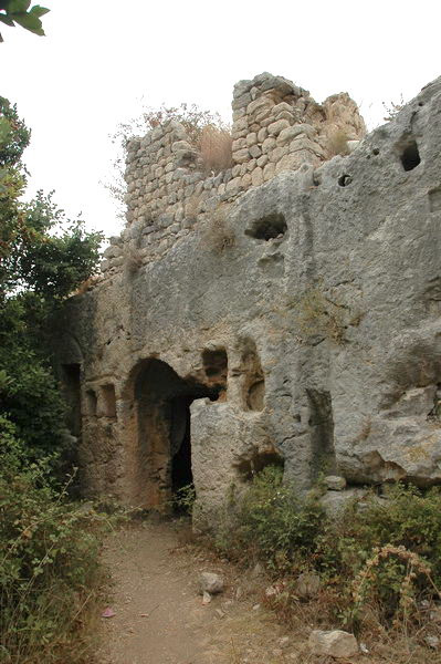 Seleucia in Pieria, Rock tombs