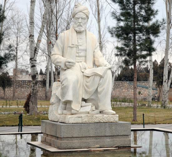 Tus, Statue of Firdausi