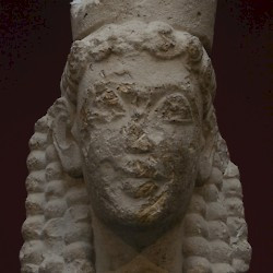 Syracuse, Archaic head of a goddess
