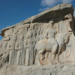 Naqš-e Rajab, Equestrian relief of Shapur I