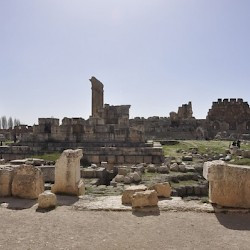 Baalbek, temple of Jupiter, Great Court