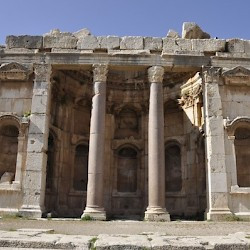 Baalbek, Temple of Jupiter, Great Court, North portico