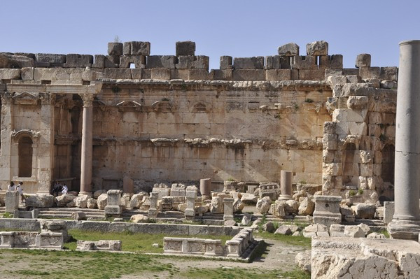 Baalbek, Temple of Jupiter, Great Court, North portico