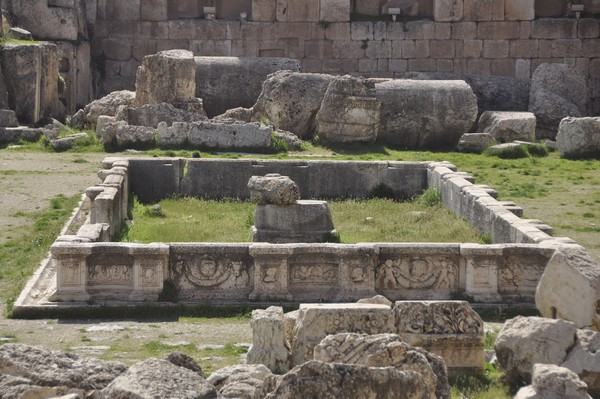 Baalbek, temple of Jupiter, Great Court, Northern basin
