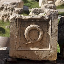 Baalbek, temple of Jupiter, Great Court, Sarcophagus