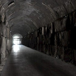 Baalbek, temple of Jupiter, Great Court, Tunnel