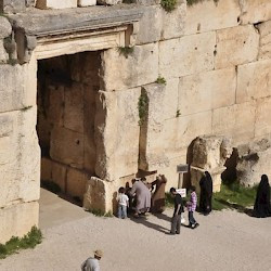 Baalbek, temple of Jupiter, Great Court, Tunnel, Entrance