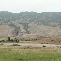 Zagros, Incision (a brook cutting its way through the rocks)