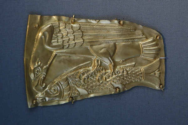Witaszkowo Treasure: An eagle attacking a sturgeon (copy)