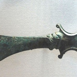 Susa, Battle axe