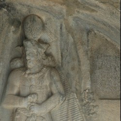 Taq-e Bostan, Small cave, Inscription and Shapur II