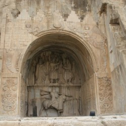 Taq-e Bostan, Large cave