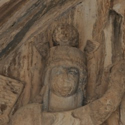 Taq-e Bostan, Large cave, Anahita (head)