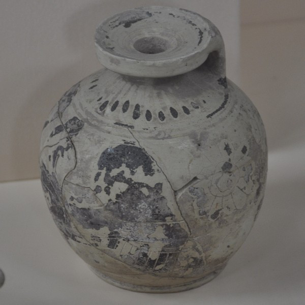 Tenedos, Corinthian phial