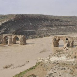 Kavar, Sasanian bridge