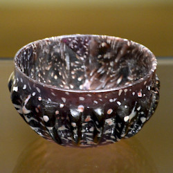 Valkenburg, Cup of millefiori glass