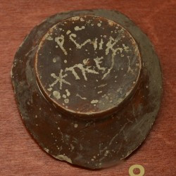 Valkenburg, Ostracon, "P VIII * TRES" ("eight pounds, three denarii")
