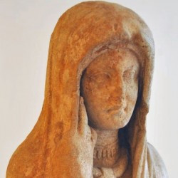 Antioch, Portrait of a priestess