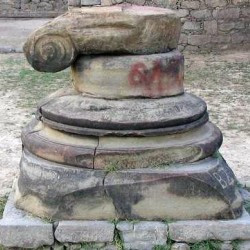 Jandial, Ionic capital