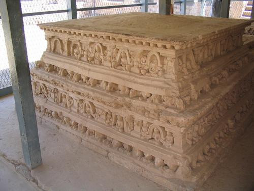 Jaulian, votive stupa