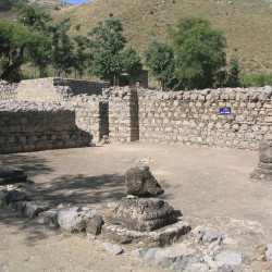 Mohra Moradu, court