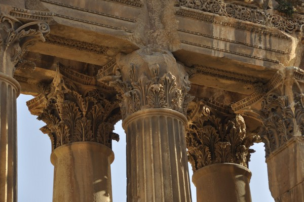 Baalbek, Temple of Bacchus, Pronaos, Capitals