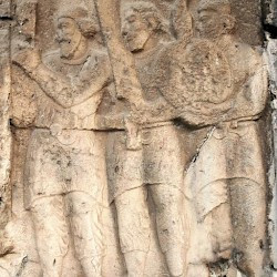 Bishapur, Relief 2, Men with barsoms