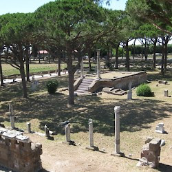 Ostia, Piazzale delle corporazioni