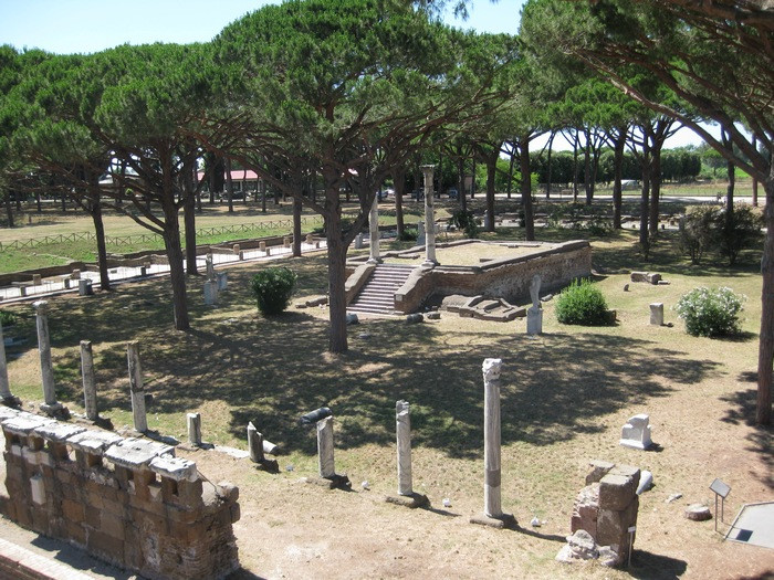 Ostia, Piazzale delle corporazioni