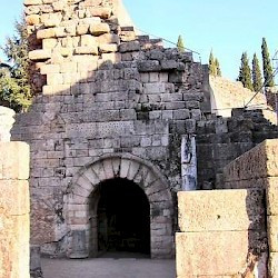 Augusta Emerita, Theater, entrance