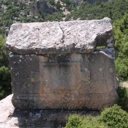 Oenoanda, Lycian tomb