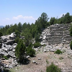 Oenoanda, Theater