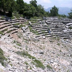 Oenoanda, Theater
