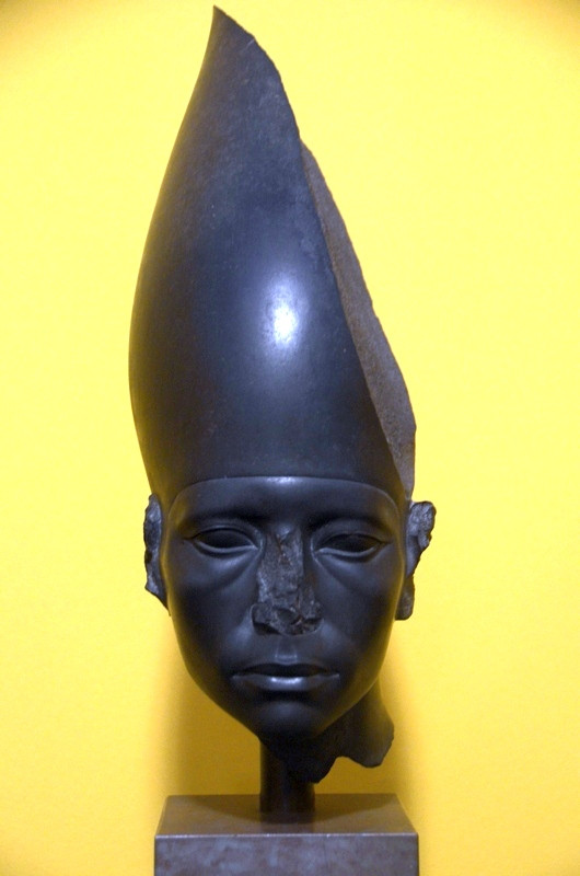 Amunemhet III