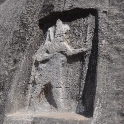 Karabel Pass, Rock relief of king Tarkasnawa of Mira