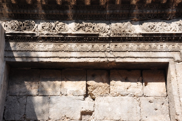 Damascus, Temple of Jupiter, south wall, details