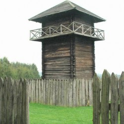 Schwabsberg, Tower (old reconstruction)