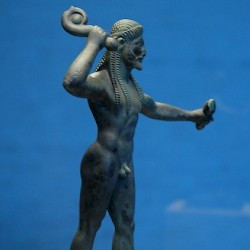 Corinth, Archaic figurine of Zeus