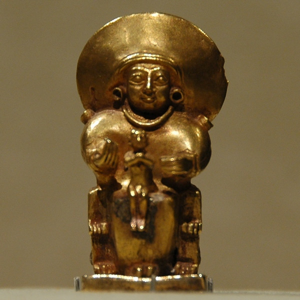 Gold statuette of the Hittite sun-goddess Arinna