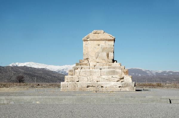 Psargadae, Tomb of Cyrus