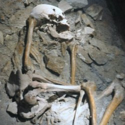 Aardenburg, Skeleton of a raider