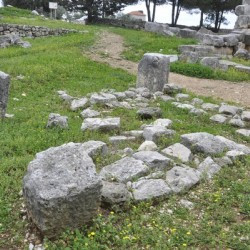 Ain Akrine, Temple 1, Altar