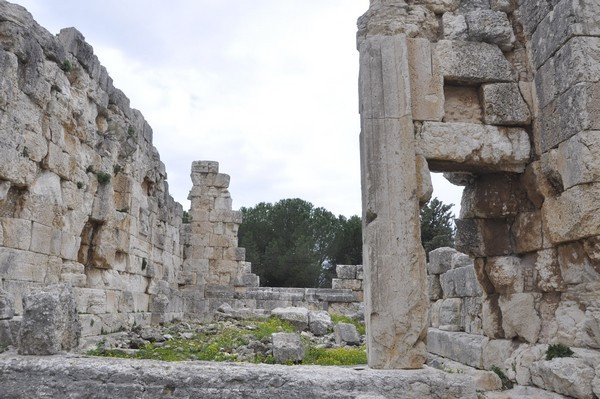 Ain Akrine, Temple 1, Interior