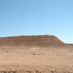 Wadi el-Amud, Hill